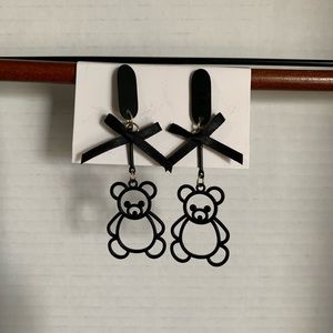 Teddy Bear bow earrings